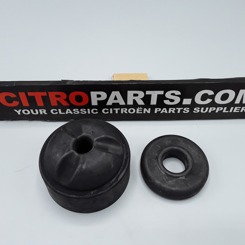 Engine suspension rubber set